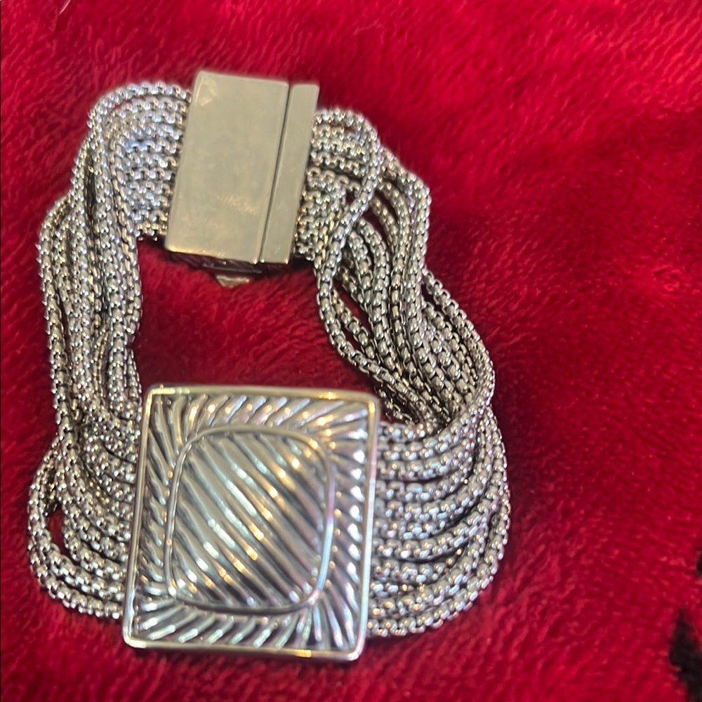 Silver Braided Chain Bracelet with Textured Centerpiece